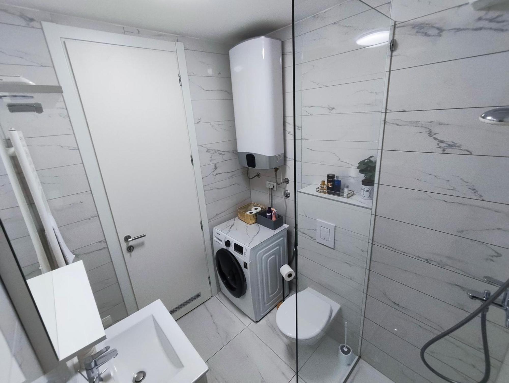 Luce Gold Apartment Zara Esterno foto